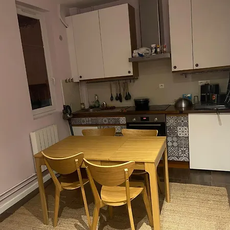 Private In A Two-bedroom In パリ