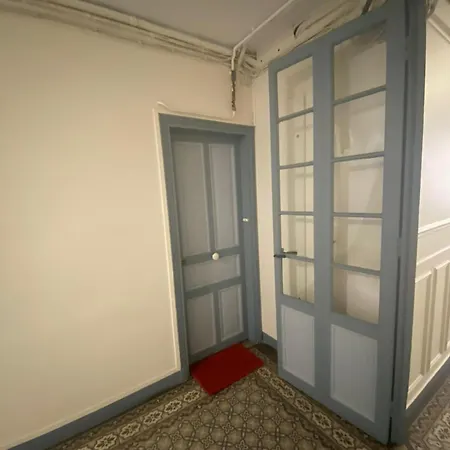 Private In A Two-bedroom In ホームステイ