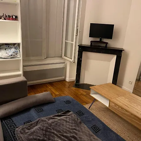 Private In A Two-bedroom In * パリ