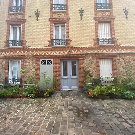 Private In A Two-bedroom In ホームステイ
