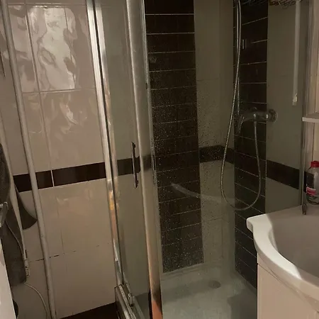 Private In A Two-bedroom In ホームステイ *